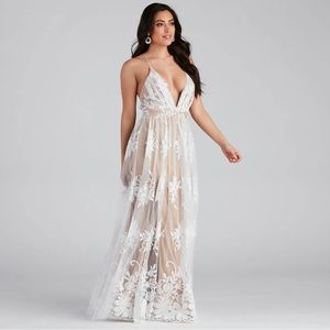 NWT - Windsor - Morgan Formal Flocked Velvet Dress - NEVER WORN